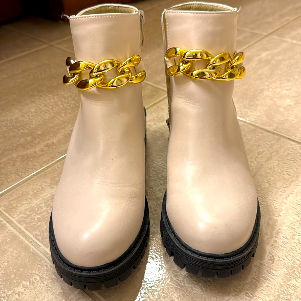 Nicole Miller Booties